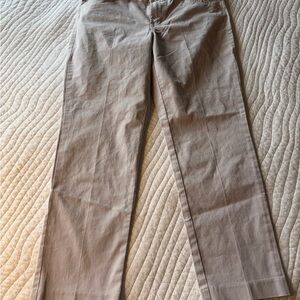 GAP Women’s Capris in Light Purple